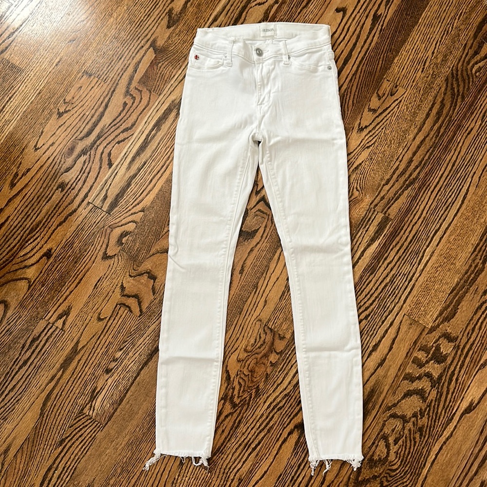 White Hudson Jeans Nico Midrise with Raw hem